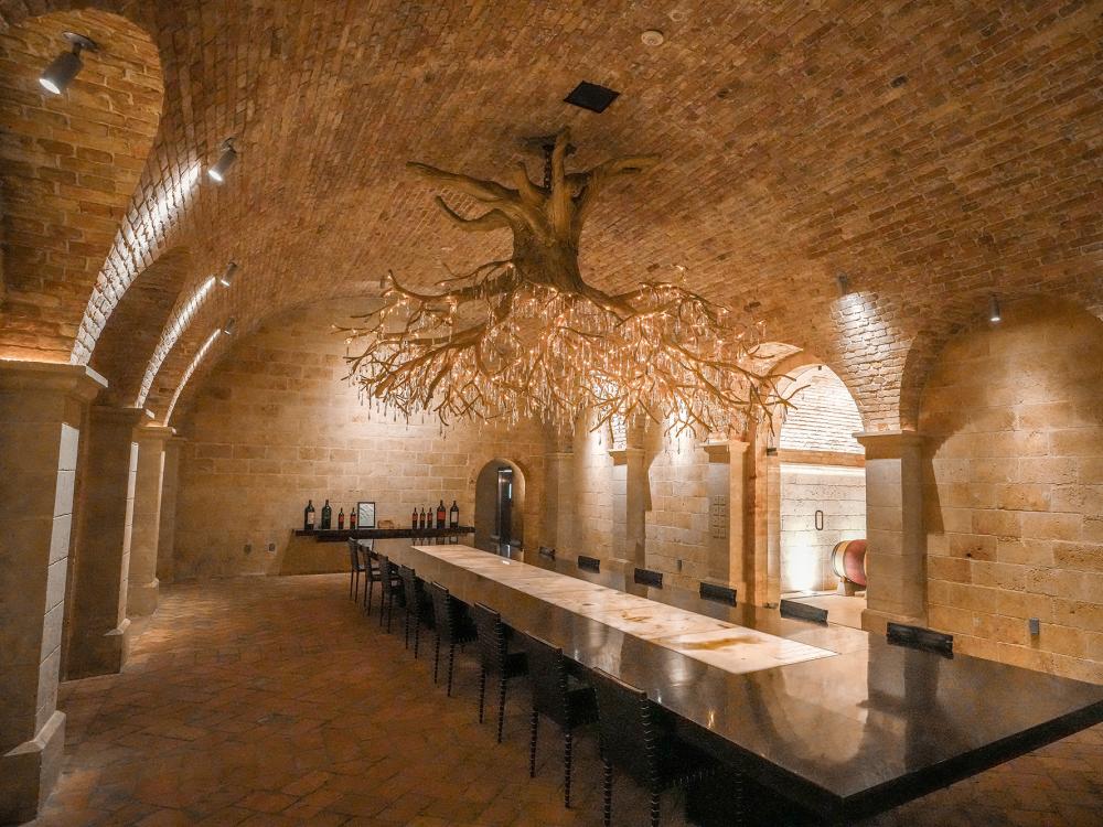 HALL Rutherford wine cave